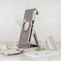 BerlingerHaus Mandoline / Gemüseschneider Taupe - mit Auffangbehälter