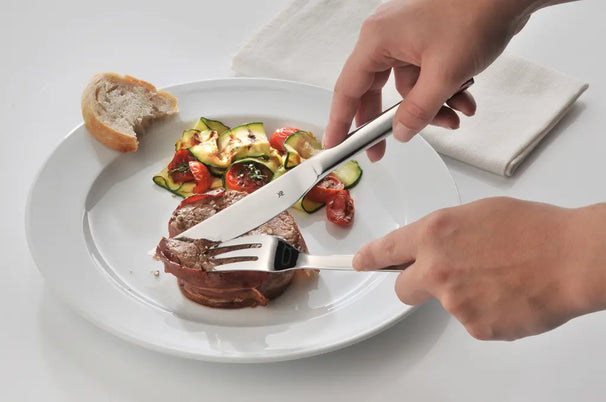 WMF Steakbesteckset Nuova - 12-teilig / 6 Personen