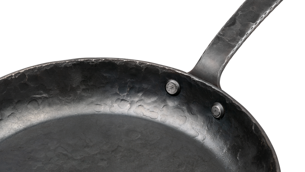 Forged Bratpfanne Carbonstahl Ø 24 cm – geeignet für alle Wärmequellen – geeignet für BBQ